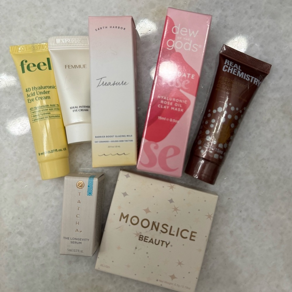 New Skin Care & Beauty bundle - Full sizes + samples.